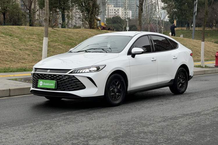 Used BYD Qin PLUS 2025 DM-i Smart Drive 55KM Leading Model