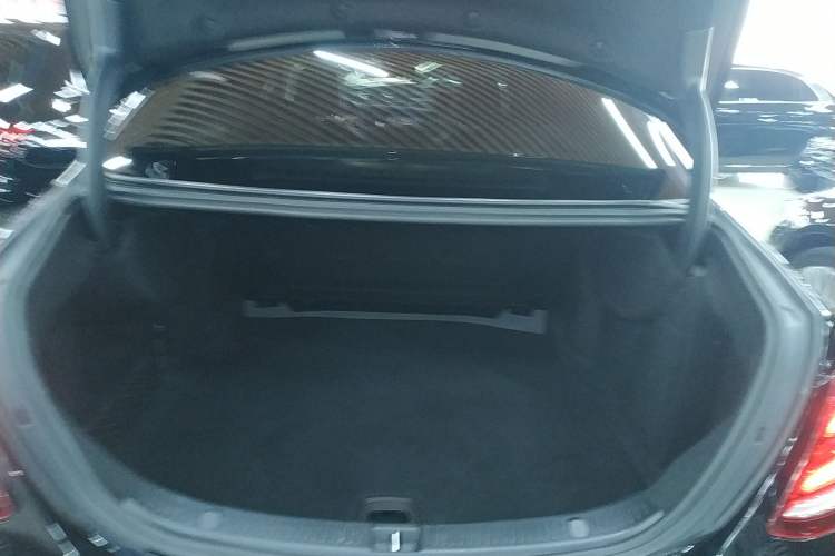 Used Mercedes-Benz E-Class 2020 Restyled E 300 L Exclusive Edition
