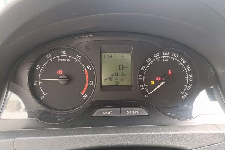 Used Skoda Rapid 2016 1.6L Automatic Chuanxing Edition
