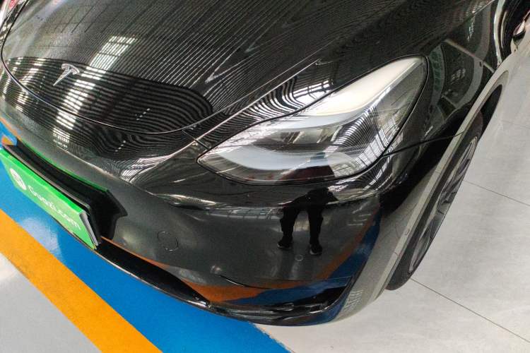 Used Tesla Model Y 2023 Rear-Wheel-Drive Version
