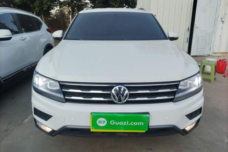 Used Volkswagen Tiguan L 2017 330TSI Automatic Two-Wheel Drive Luxury Edition
