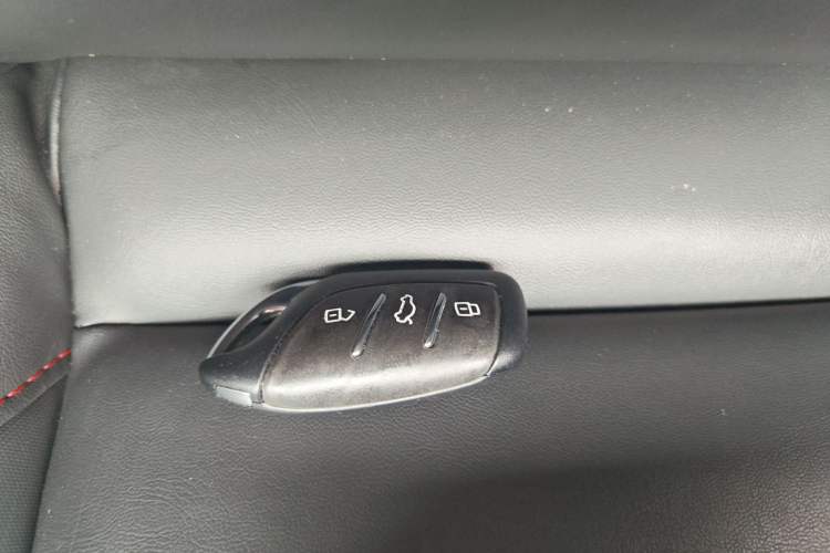 Used MG 5 2022 180 DVVT CVT Youth Luxury Edition