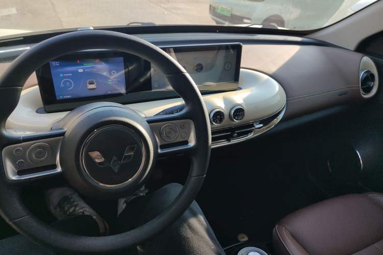 Used Wuling Bingo 2023 333 km Enjoyment Version
