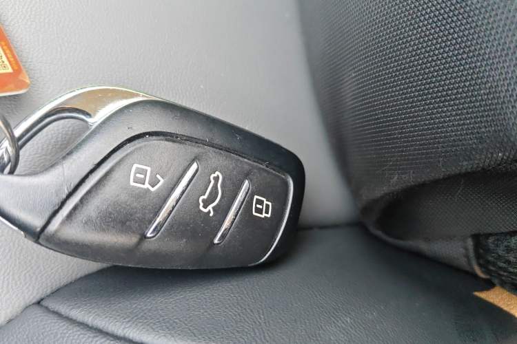 Used Roewe Clever 2021 302km Excellence Edition
