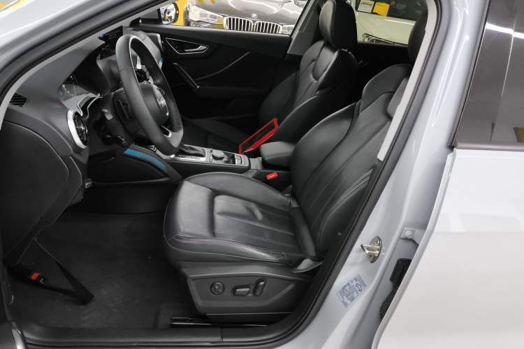 Used Audi Q2L 2022 35 TFSI Progressive Dynamic Edition
