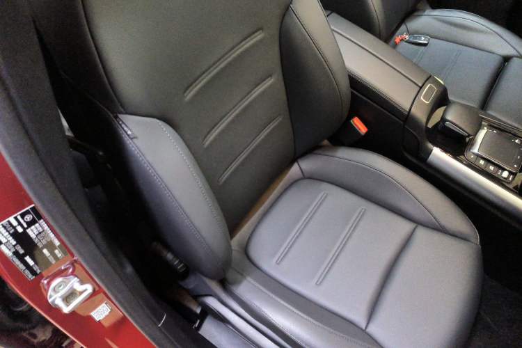 Used Mercedes-Benz GLA 2023 Facelifted GLA 200
