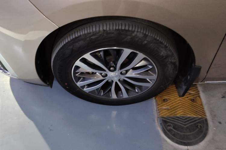 Used Buick GL8 2023 ES Lu Zun Comfort Model
