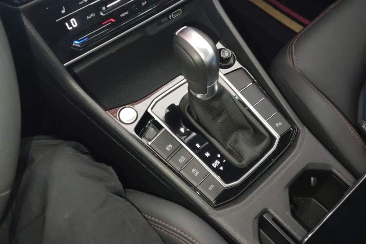 Used Volkswagen Lavida 2024 300TSI DSG Starry Sky Leading Edition