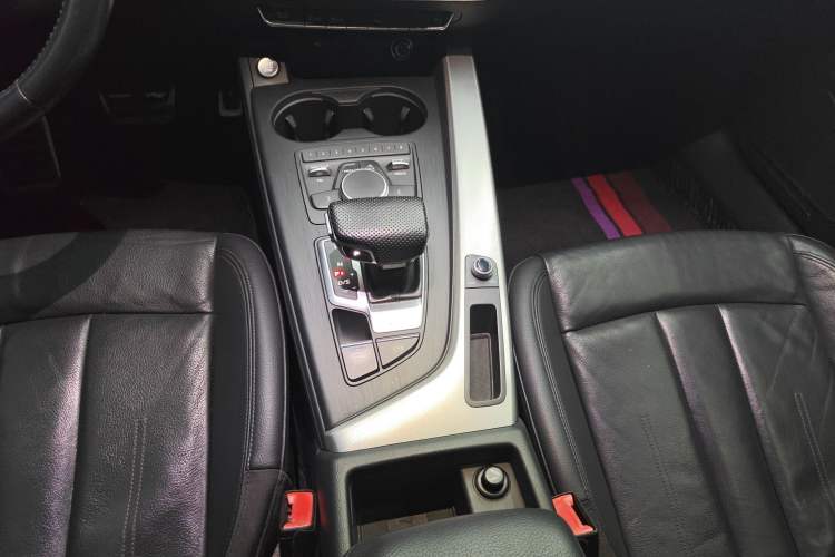 Used Audi A5 2017 Sportback 40 TFSI Fashion Model
