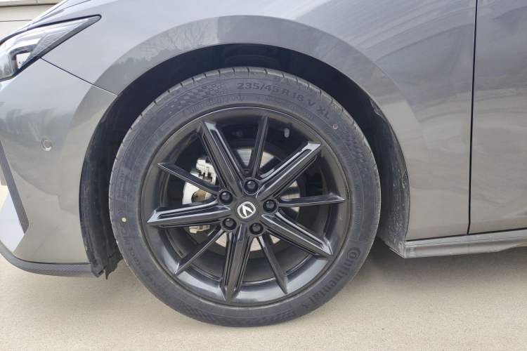 Used Changan UNI-V 2022 1.5T Smart Navigation Version