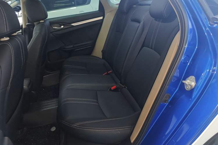 Used Honda Civic 2016 220TURBO CVT Luxury Edition
