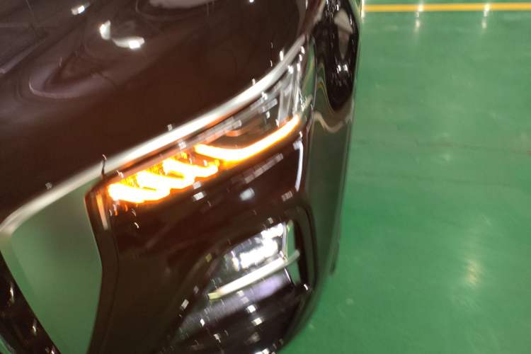 Used Hongqi HS5 2023 2.0T Four-Wheel Drive Flagship Pro Edition