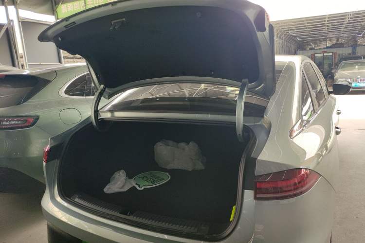 Used Roewe D6 2025 520km Smart Enjoyment Version
