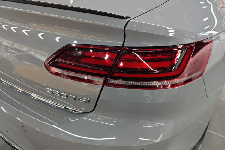 Used Volkswagen FAW-Volkswagen CC 2023 380TSI Striking Edition
