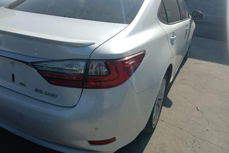 Used Lexus ES 2015 200 Elite Edition
