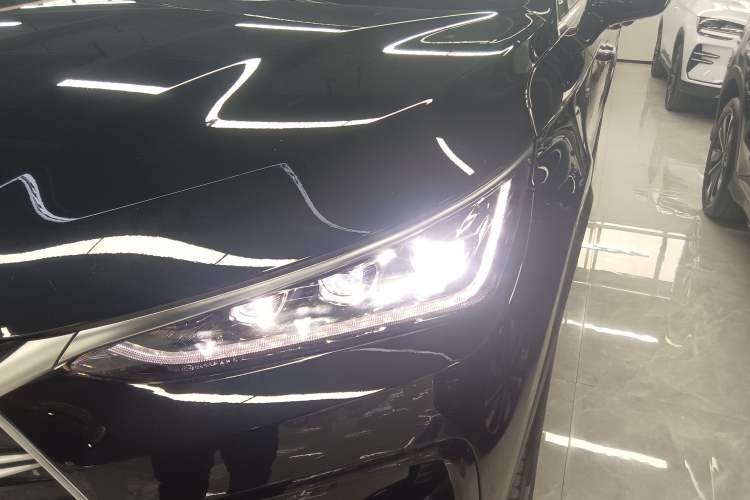 Used BYD Tang New Energy 2021 DM 2.0T Four-Wheel Drive High-Performance Luxury Model
