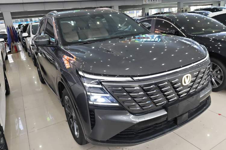 Used Changan CS75 PLUS 2025 4th Generation 1.5T New Blue Whale Smart Luxury Edition
