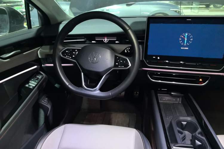 Used Volkswagen ID.7 VIZZION 2024 AIR model