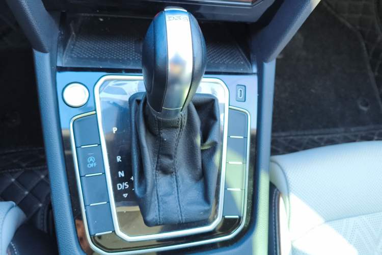 Used Volkswagen Magotan 2023 2 Million Units Limited-Edition 380TSI DSG Flagship Version
