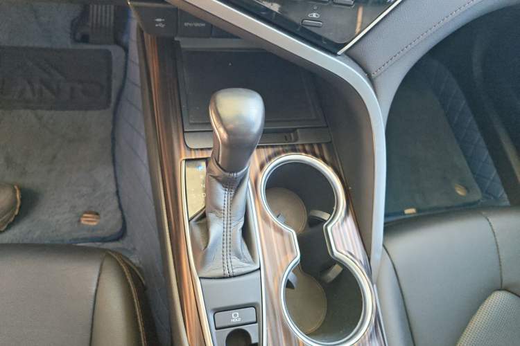 Used Toyota Camry 2018 2.0G Luxury Edition