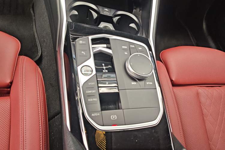 Used BMW i3 2022 eDrive 35 L
