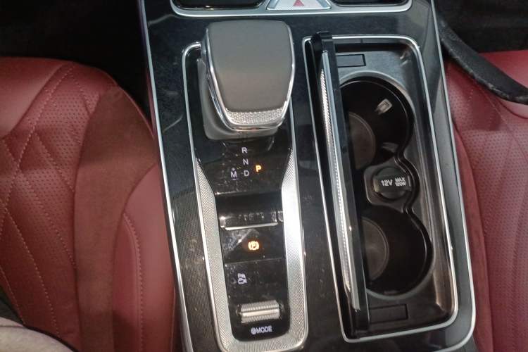 Used Hongqi HS5 2023 2.0T Four-Wheel Drive Flagship Pro Edition
