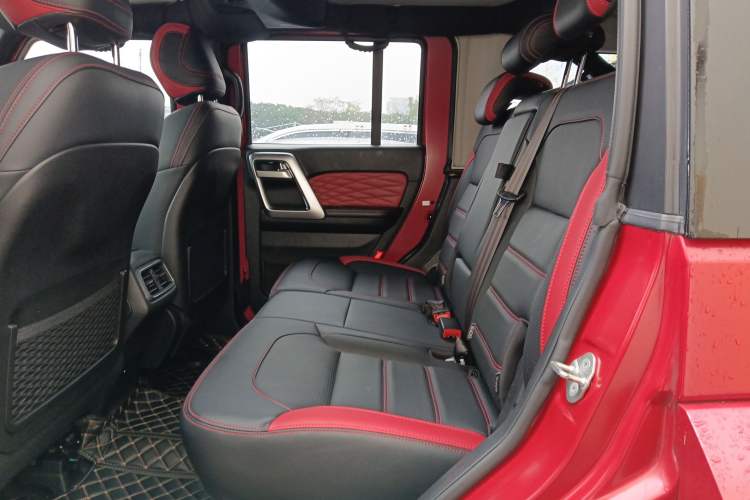 Used Beijing Auto BJ40 2021 2.0D Automatic Four-Wheel Drive Blade Hero Edition Adventurer Type
