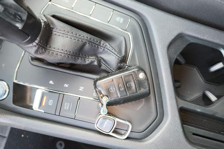 Used Volkswagen Tiguan L 2017 330TSI Automatic Two-Wheel Drive Luxury Edition
