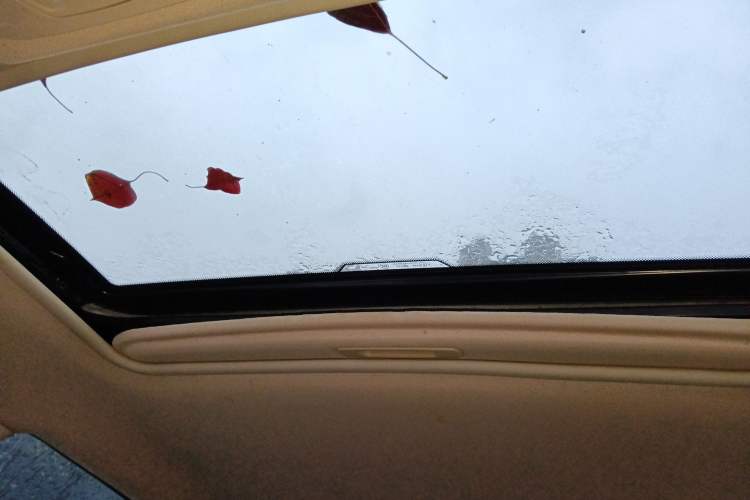 Used Yema T70 2015 Revised 1.8T CVT Elegant Version
