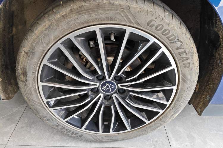 Used BYD Han 2022 DM-i 121KM Prestige Model
