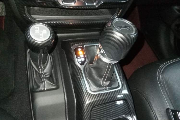 Used  Wrangler 2019 2.0T Sahara 4-Door Version China V Standard