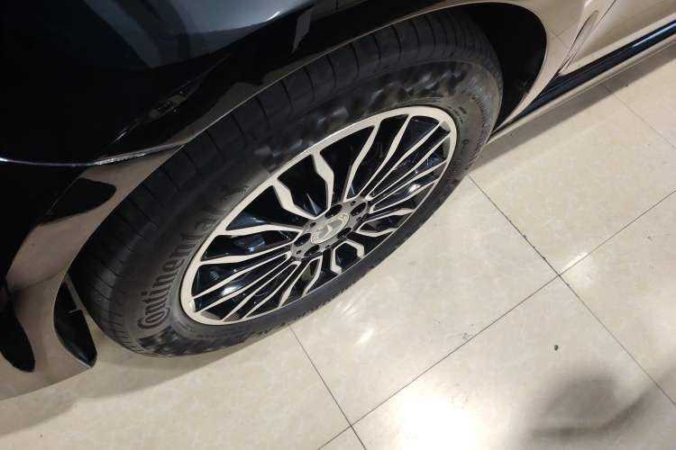 Used Mercedes-Benz V-Class 2021 V 260 Prestige Edition
