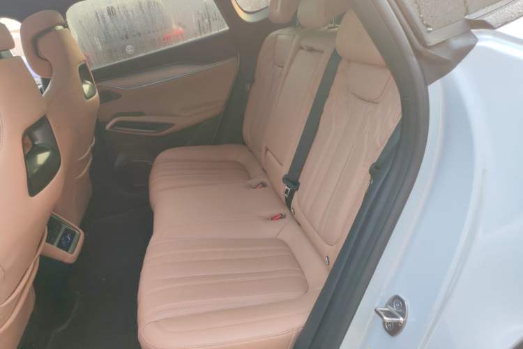 Used BYD Song L EV 2025 Intelligent Driving Version 662 km LiDAR Excellence Edition
