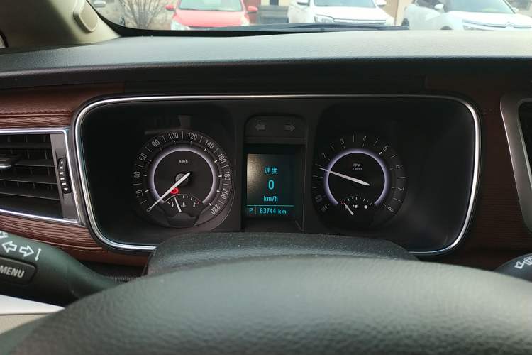 Used Buick GL8 2018 28T Comfort Model China VI Standard
