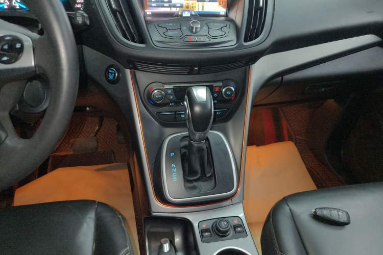 Used Ford Kuga 2015 1.5L GTDi Four-Wheel-Drive Elite Model