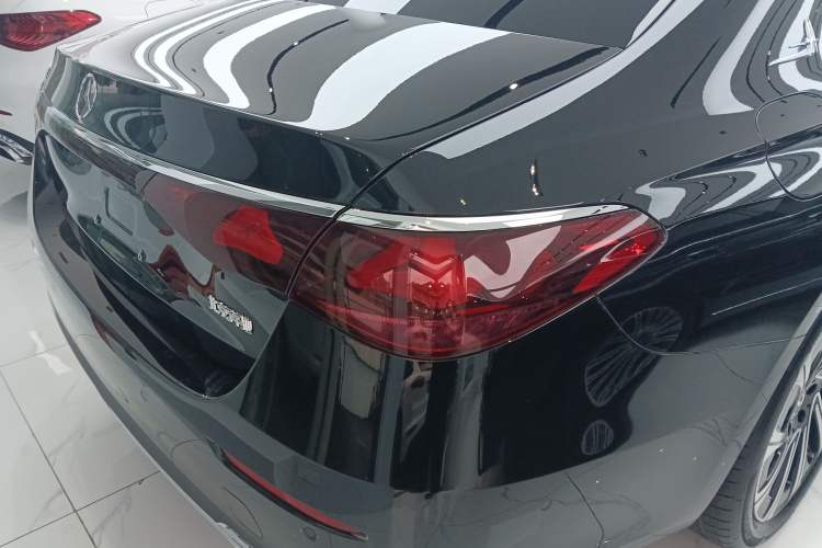 Used Mercedes-Benz E-Class 2024 E 300 L Luxury Model
