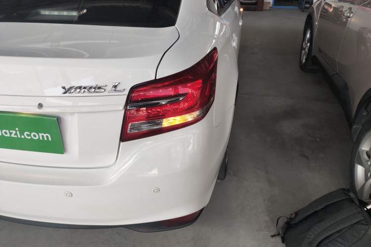 Used Toyota YARiS L 2020 1.5L CVT Leading Edition
