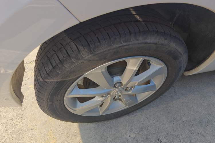 Used Toyota YARiS L Zhi Xian 2014 1.5G Automatic Xuan Dong Edition