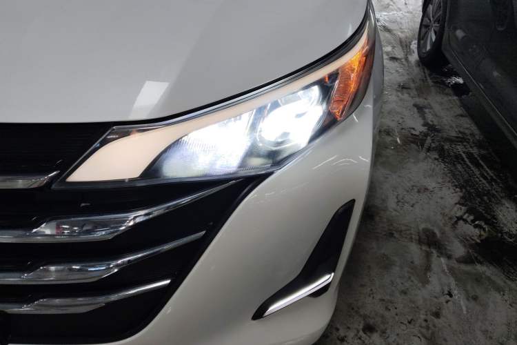 Used GAC Trumpchi M6 2019 270T DCT Luxury Edition (7-seater) China VI
