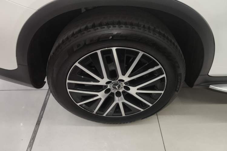 Used Mercedes-Benz GLC Coupe 2020 GLC 300 4MATIC Coupe SUV
