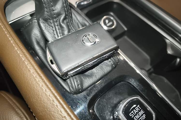 Used Volvo XC90 2018 T6 Zhiyi Edition 7-Seater
