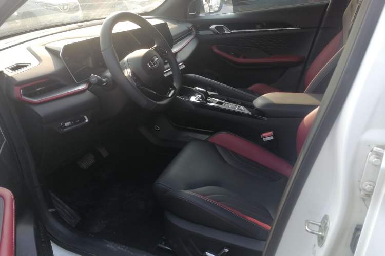 Used Geely Auto Coolray 2022 Bin Yue COOL 1.5TD DCT Ignite Edition
