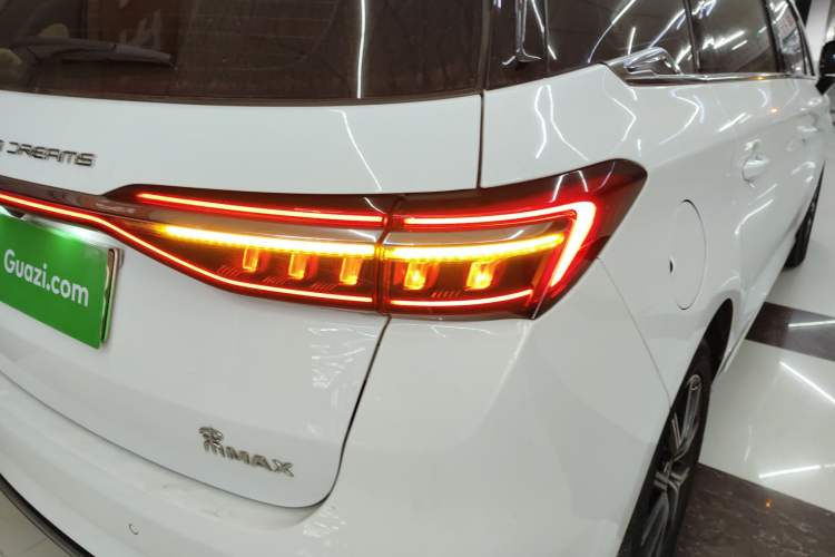 Used BYD Song MAX New Energy 2022 DM-i 105KM Executive Edition
