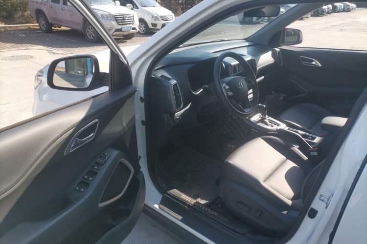 Used Hyundai ix35 2019 2.0L Automatic 2WD Zhiyong·Changxiang Edition China V Standard