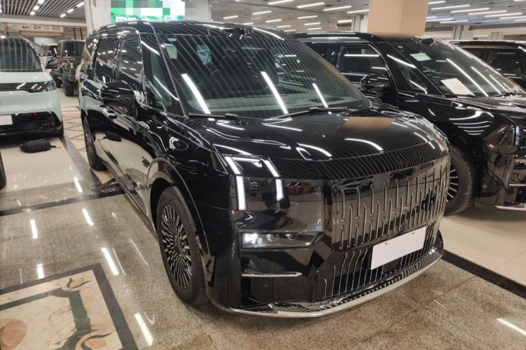 Used Zeekr 009 2024 7-Seater Aisle Version 108 kWh
