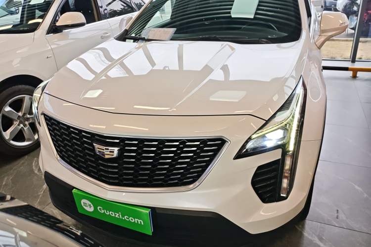 Used Cadillac XT4 2018 28T Two-Wheel Drive Tech Version