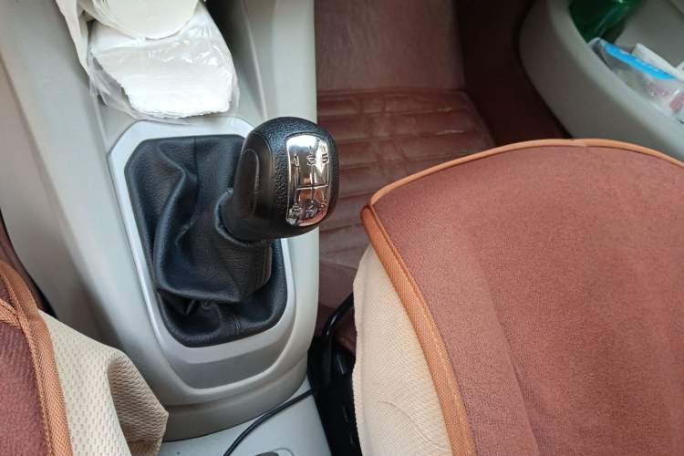 Used Citroen Elysee 2015 Zhishang Edition 1.6L Manual Fashion Model
