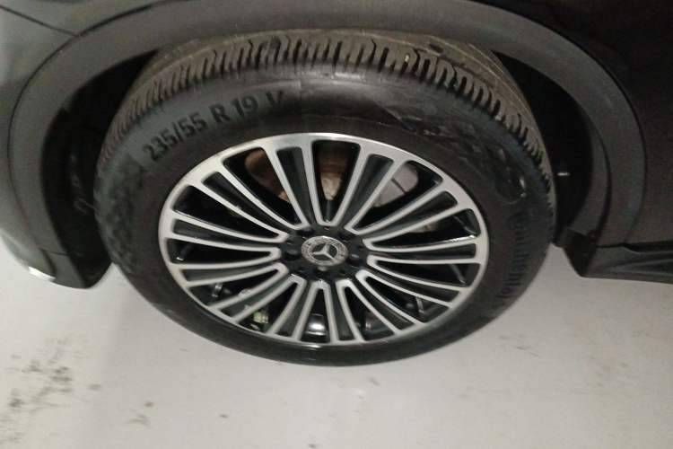 Used Mercedes-Benz GLC 2019 GLC 260 L 4MATIC Dynamic Model
