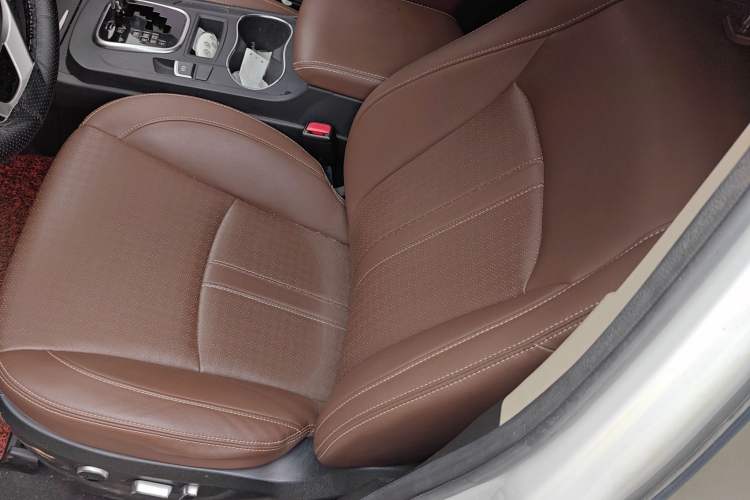 Used BYD S7 2017 2.0T Automatic Prestige Edition
