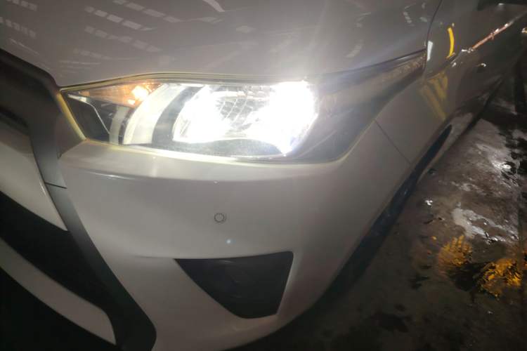 Used Toyota YARiS L 2015 1.5E Automatic Charm Edition
